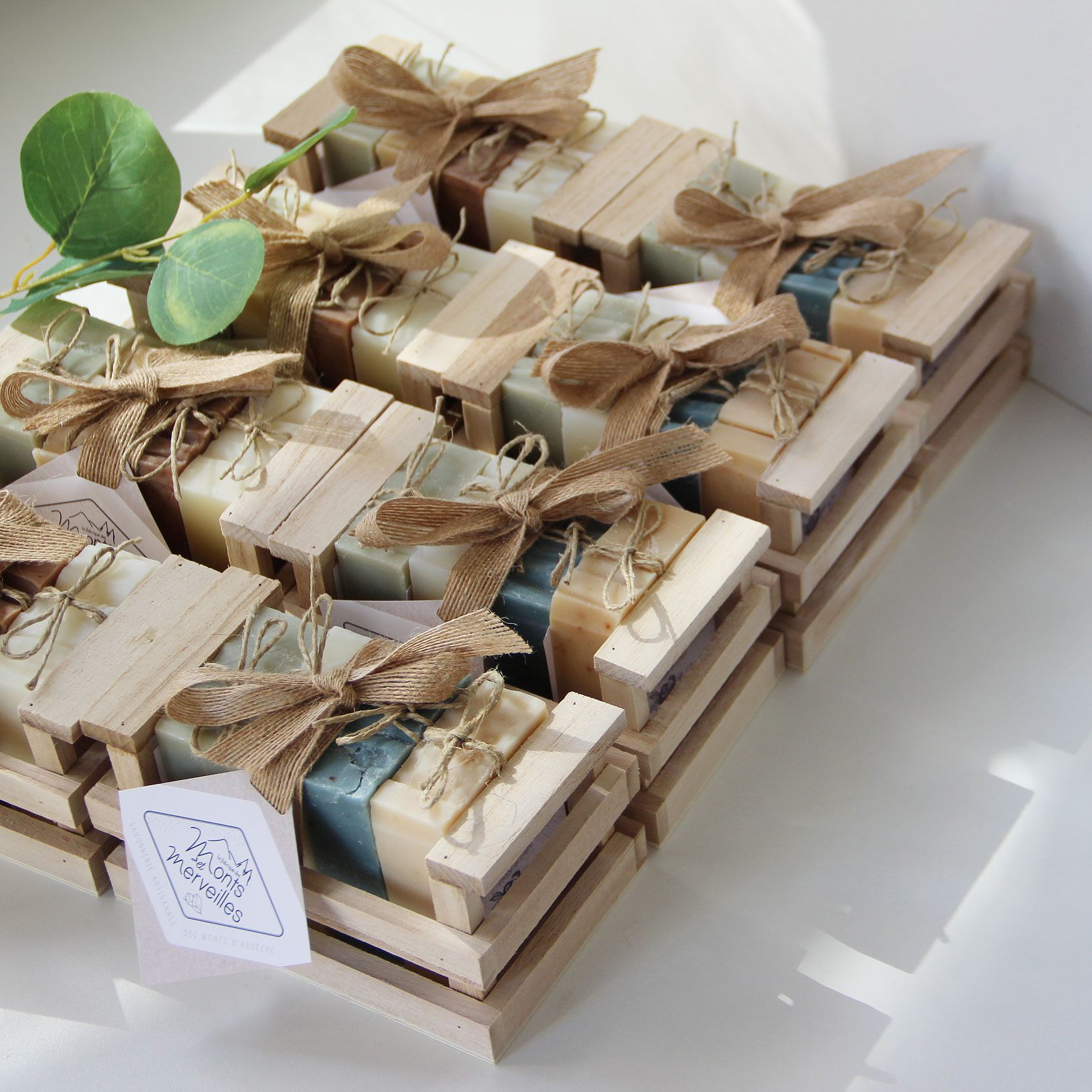 Coffret bois 4 savons de 100 g – Image 3
