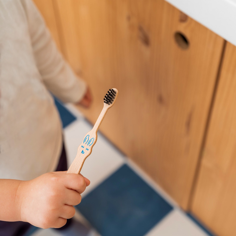 Brosse à dent bois ENFANT Bioseptyl – Image 3