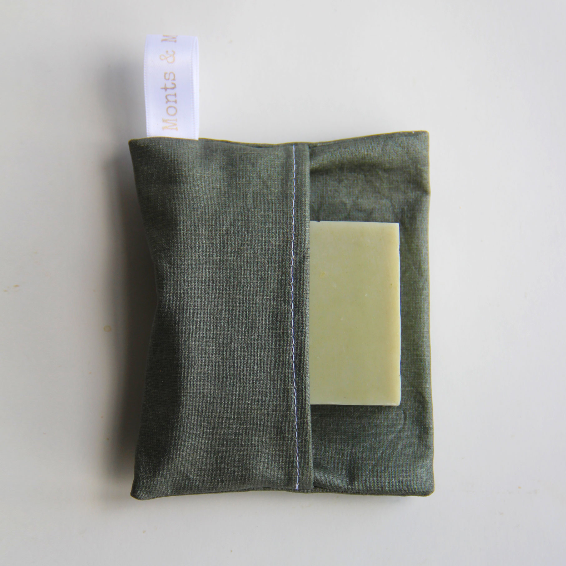 Kaki-Pochette-savon-ardeche
